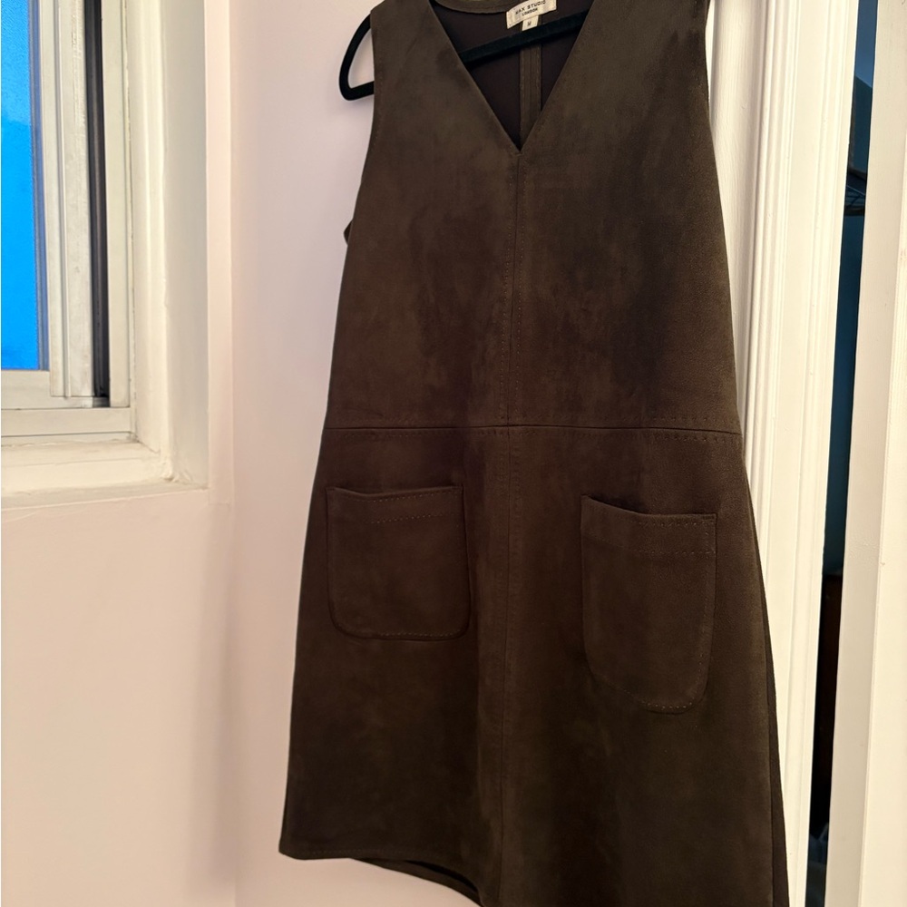 Elegant Brown-Khaki Sleeveless Suede Dress